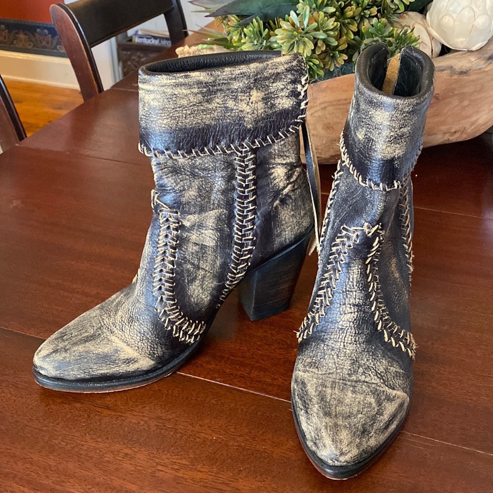 Liberty Black …. Booties - Gentle used condition